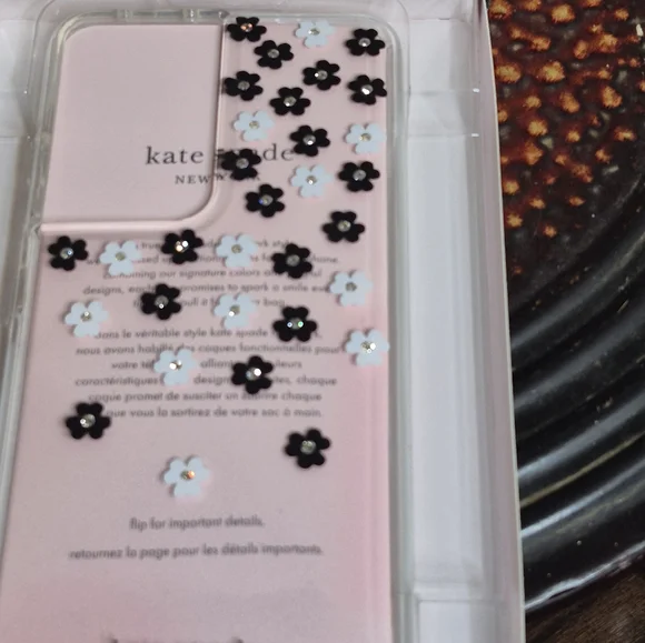 Kate Spade Samsung Protective Hardshell - Picture 6 of 7